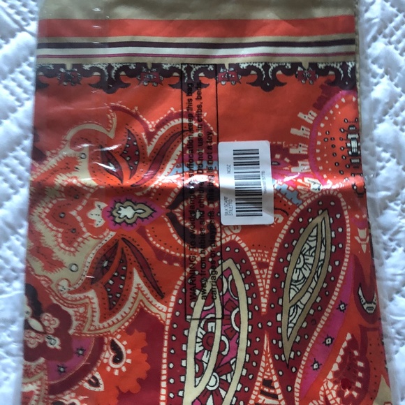 2 Pure Silk Chico's Scarfs - Picture 4 of 7